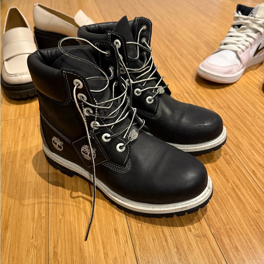 Timberland Woman's Black and White Leather Boots